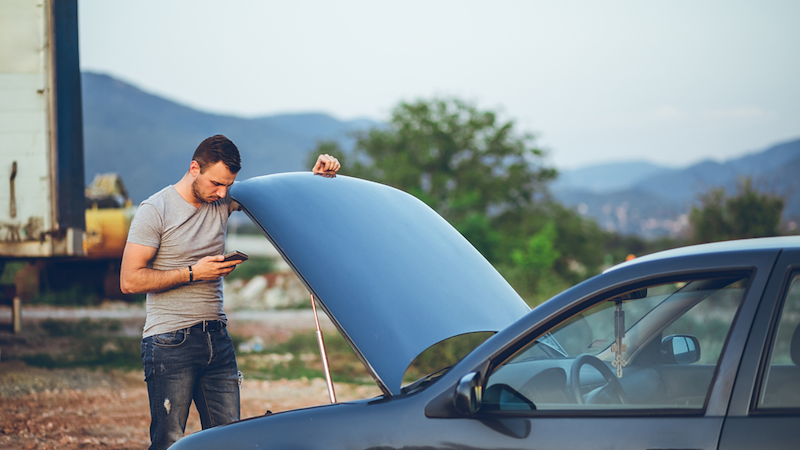 Man stranded with broken car