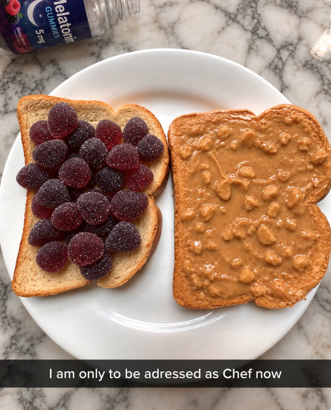GUMMIES Melatonin 5mg Mond Ber MUF MU MUB MUF MUF MUR I am only to be adressed as Chef now