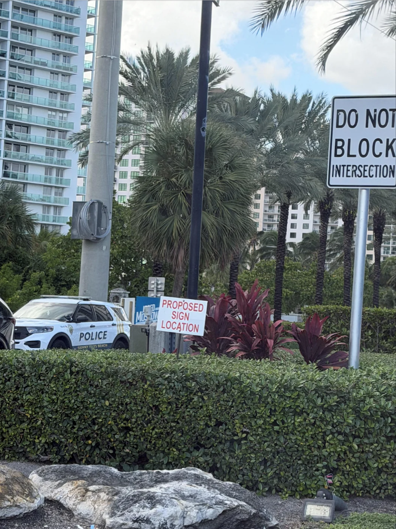 POLICE SBEACH PROPOSED SIGN LOCATION DO NOT BLOCK INTERSECTION