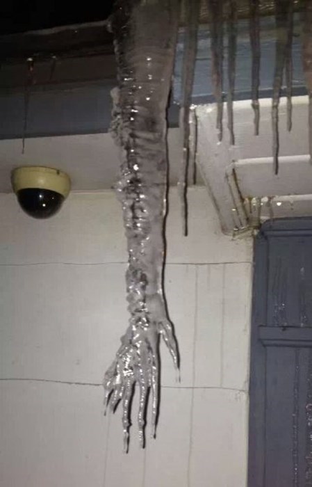 wtf creepy hands ice - 7950515456