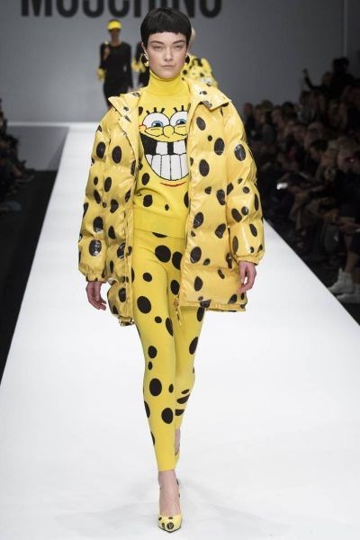 poorly dressed SpongeBob SquarePants - 8083935744