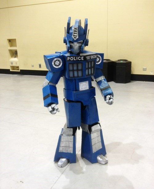 transformers,cosplay,tardis,nerdgasm,doctor who,optimus prime