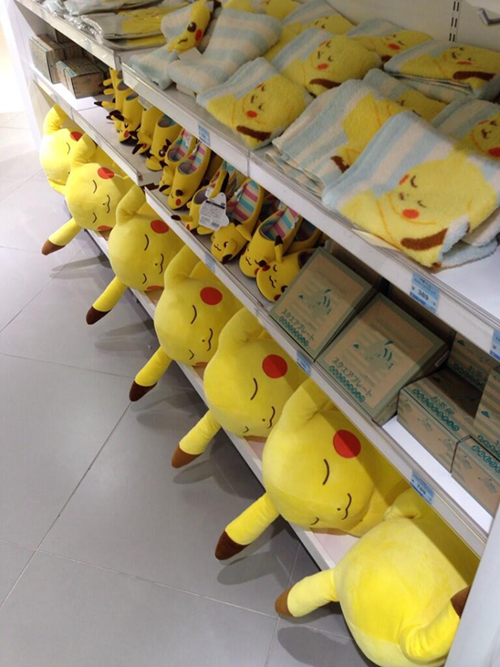 store,Pokémon,pikachu