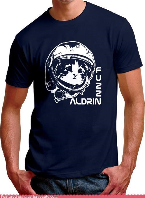 Fuzz Aldrin Kitteh Loves to Visit Space!