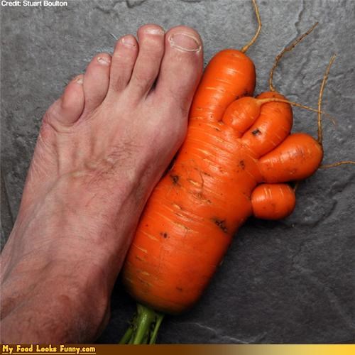 Funny Food Photos - Carrot Foot