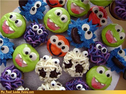 Funny Food Photos - Monster Cupcakes