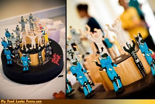Funny Food Photos - Daft Punk Cake