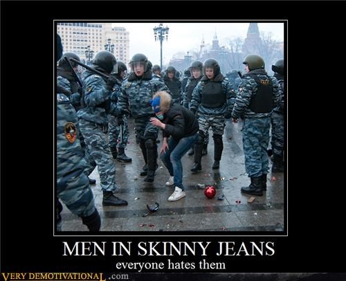 MEN IN SKINNY JEANS