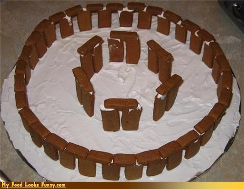 Funny Food Photos - Gingerbread Stonehenge