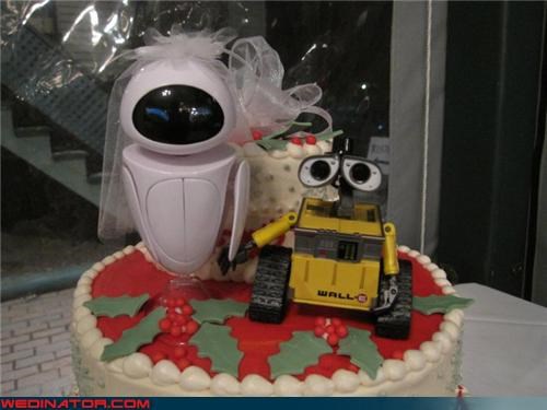 It's a Sci-Fi-Poinsettia Wedding Cake!