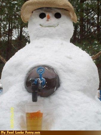 Funny Food Photos - Snowman Beer Dispenser