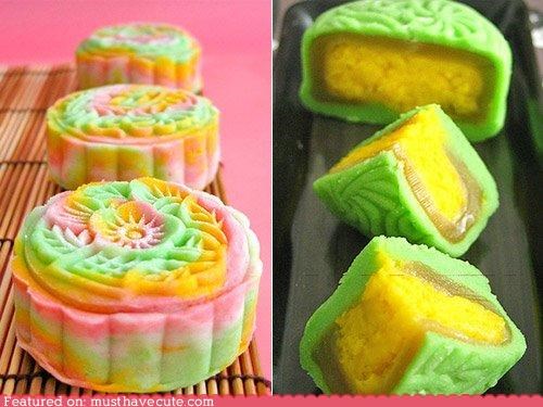 Epicute: Rainbow Swirly Moon Cakes