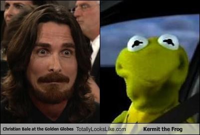 Christian Bale at the Golden Globes Totally Looks Like Kermit the Frog