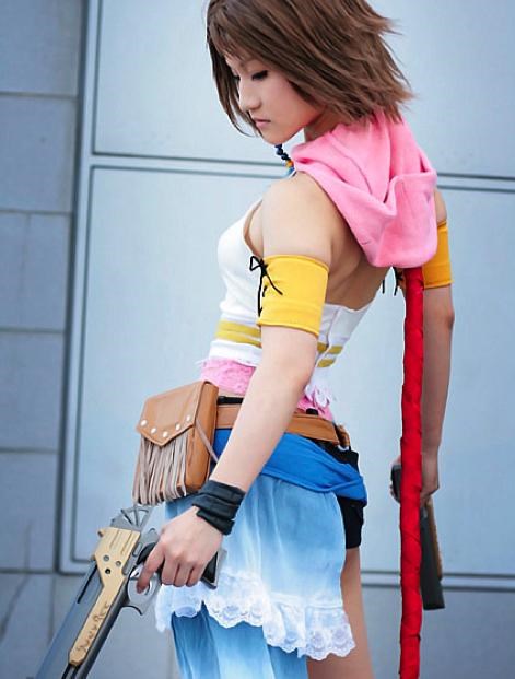 Cosplay-mate Of The Day: Yuna