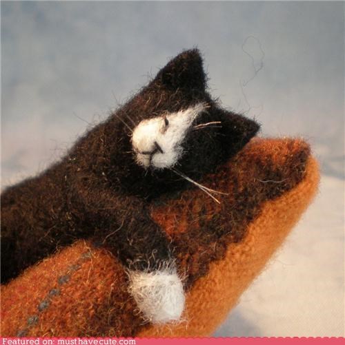 Pincushion Kitty Cat