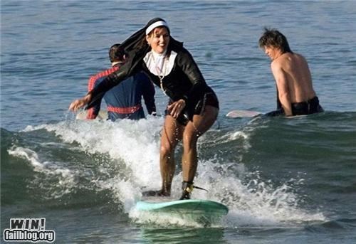 Nun Surfing WIN
