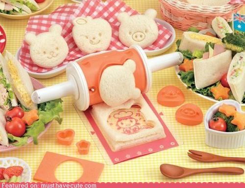 Rolling Sandwich Cutter