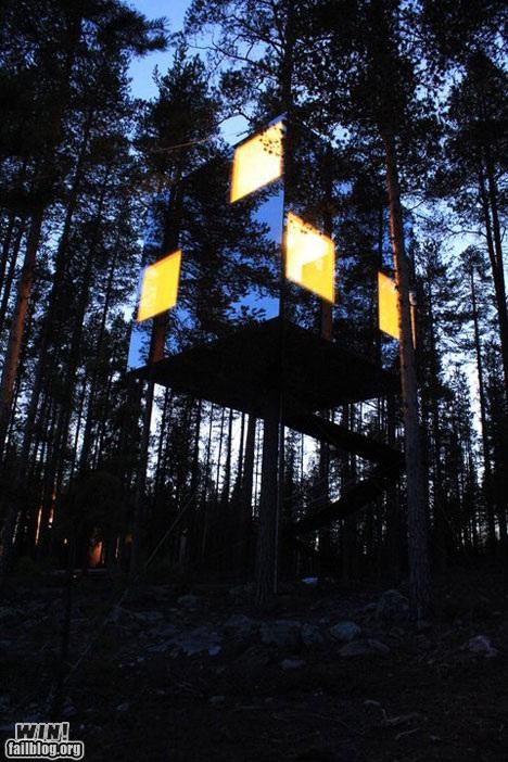 Hotel Treehouse WIN