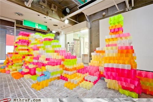 Try This at Work: A Sculpture Built from 30,000 Post-Its