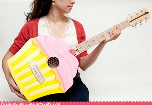 Strum a Snack