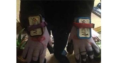DIY Tazer Gloves of the Day
