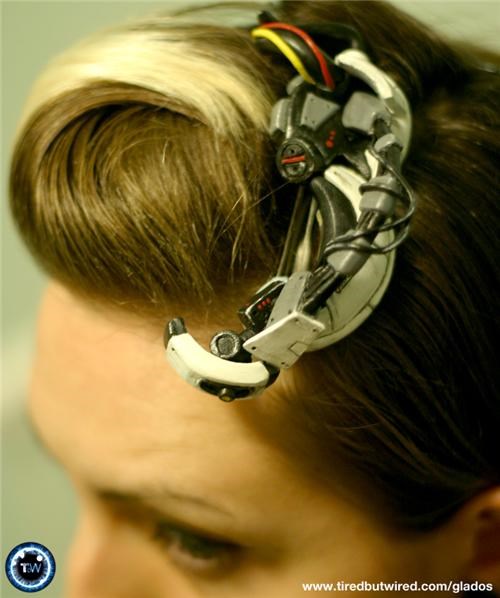 GLaDOS Hair Accessory of the Day