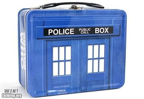 TARDIS Lunch Box WIN
