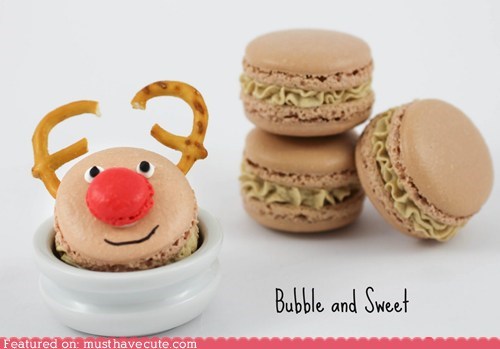 Epicute: Rudolf the Red nosed Macaron