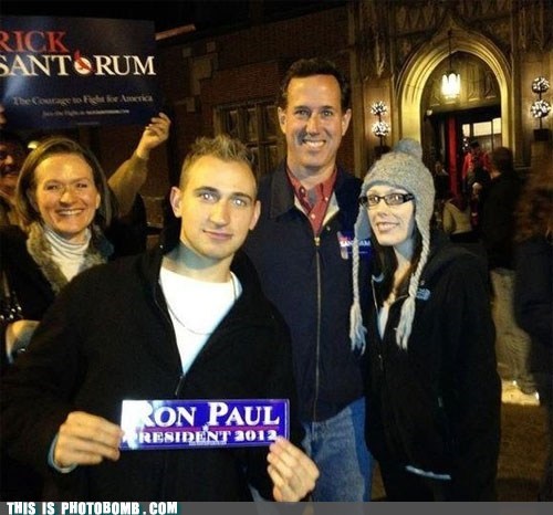 This Is Photobomb: After Googling Santorum, Who Wouldn't Support Paul?
