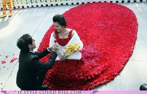 The Rose Dress: Now With More Roses!