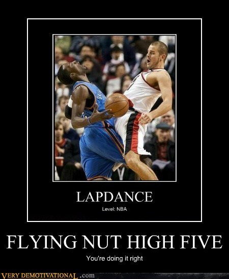 FLYING NUT HIGH FIVE