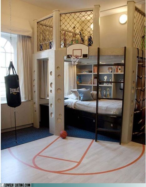 Nice Room, Sport