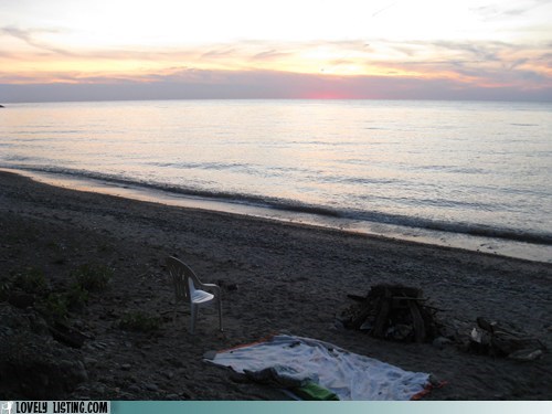 Chairturday: Contemplative Beach