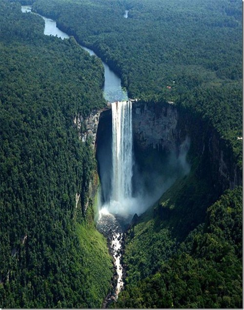 Kaieteur Falls, Potaro River, Guyana
