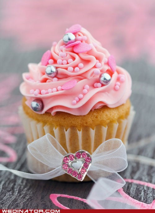 Just Pretty: Behold This Cupcake