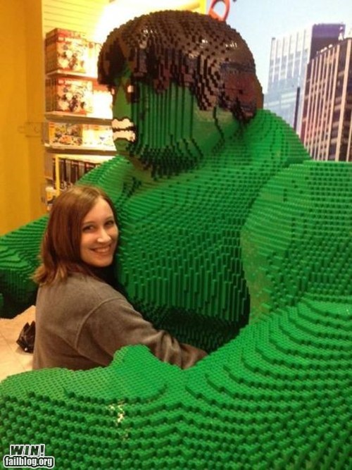 HULK HUGS WIN
