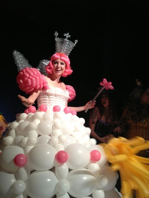 If Style Could Kill: Bouncy Glinda the Good Witch