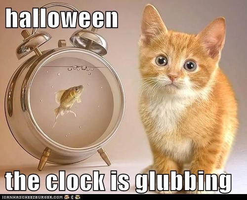 halloween  the clock is glubbing