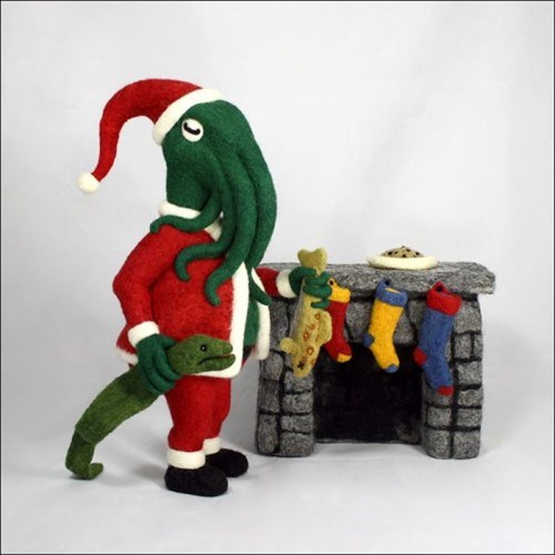 Cthulhu Santa Fills Your Stocking With Madness