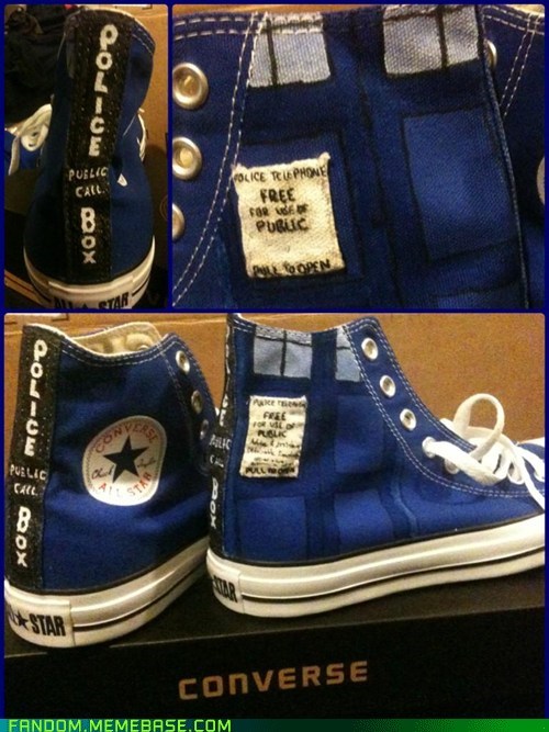 Tardis Converse!