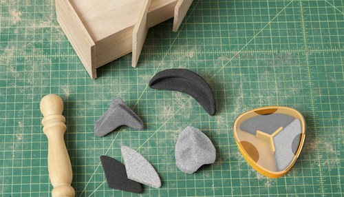 Malleable Sanding Blocks For Odd-Shaped Projects