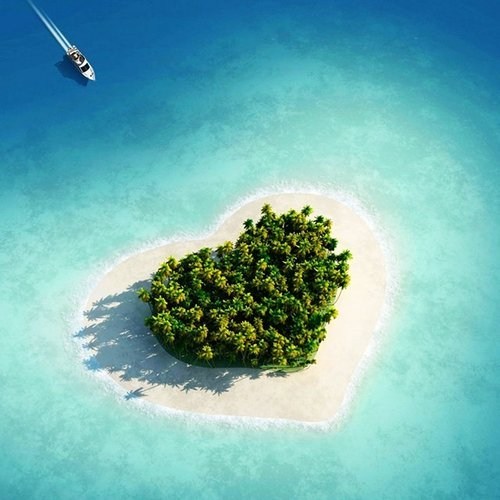 I Love You Too, Tavarua, Fiji