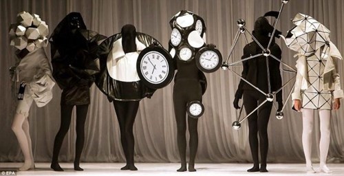 Time for Fashion!
