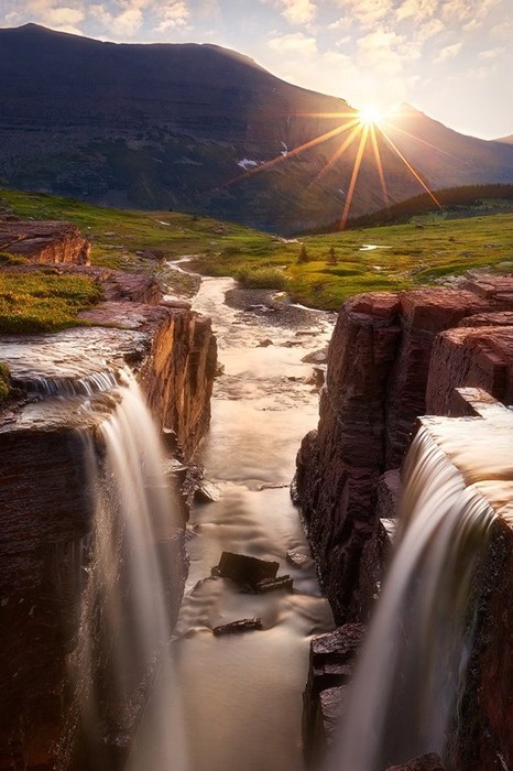 The Majesty of Glacier Park, Monatana