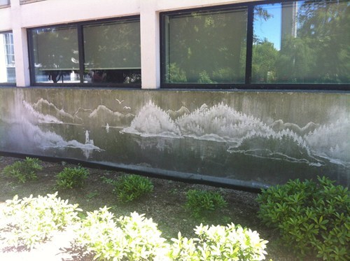 Clean Up the Wall to Make Graffiti!