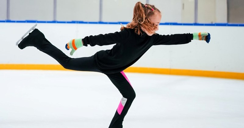 Grandma protests after daughter-in-law forbids 13-year-old daughter from visiting her following ice skating injury: 'She's the only one who takes her skating seriously'