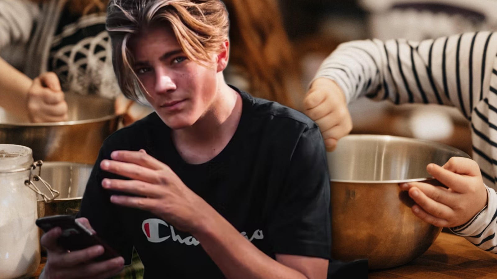 Mother asks her 20-something-year-old son, who is still living at home after graduating, to help with cooking the family meals: 'He is not in school or working, he has a lot of free time'
