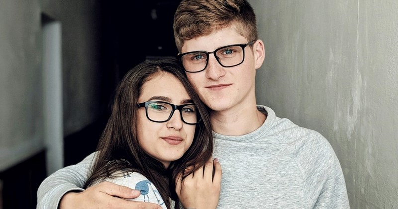 Mom refuses to let 18-year-old son move in homeless 17-year-old girlfriend, lashes out when uncle houses them both: 'My nephew was willing to step up'