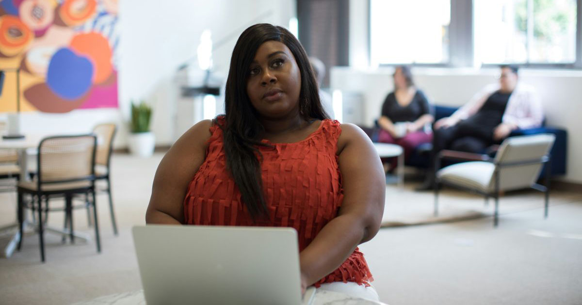 Boss fires 22-year-old employee for being overweight after only 6 weeks of working: 'Has my size inhibited my ability to do my job? No. Absolutely not.'