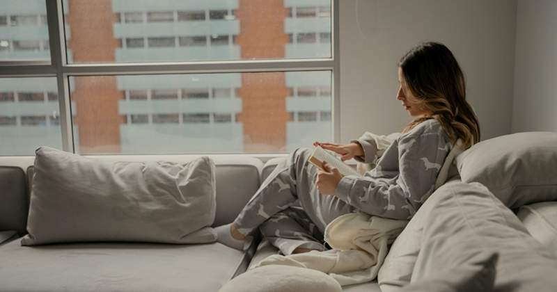 Distant relatives demand to stay at woman's apartment when she takes 3 week work trip, gets upset when she kicks them out for trashing her home: 'I opened the door and felt my stomach drop'